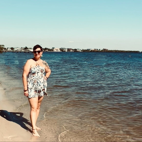 Meet your Posher, Rachel - Picture 2 of 5